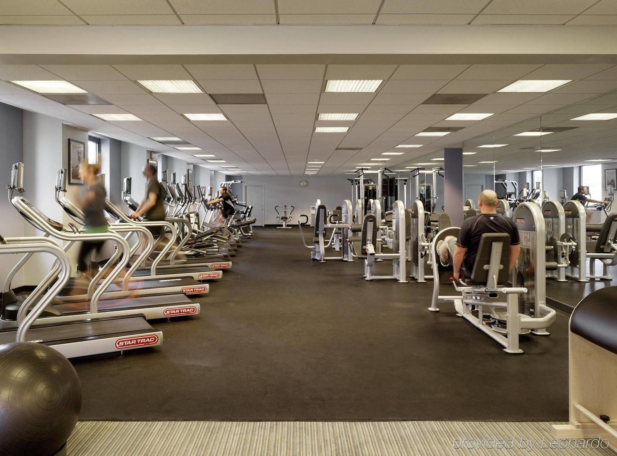 فندق فنددق نيكو سان فرانسيسكو المظهر الخارجي الصورة The gym at the 100 North Main Street location